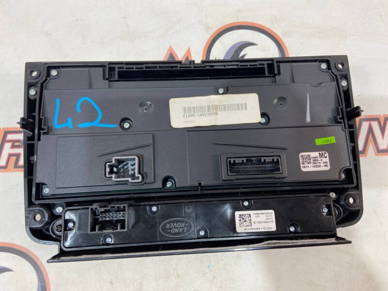 LR106726 Control unit for heater with heated seats Land Rover Discovery Sport L550 (2015-) USED cost 200 € in stock 2 pcs.