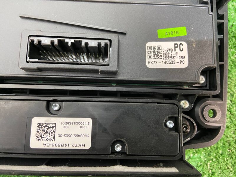 LR107475 Heater control unit Land Rover Discovery Sport L550 (2015-) USED cost 260 € in stock 1 pcs.