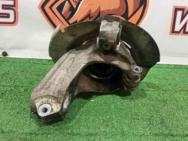 LR109399 Steering knuckle (pin) front right Land Rover Discovery Sport L550 (2015-) Used cost 300 € in stock 2 pcs.