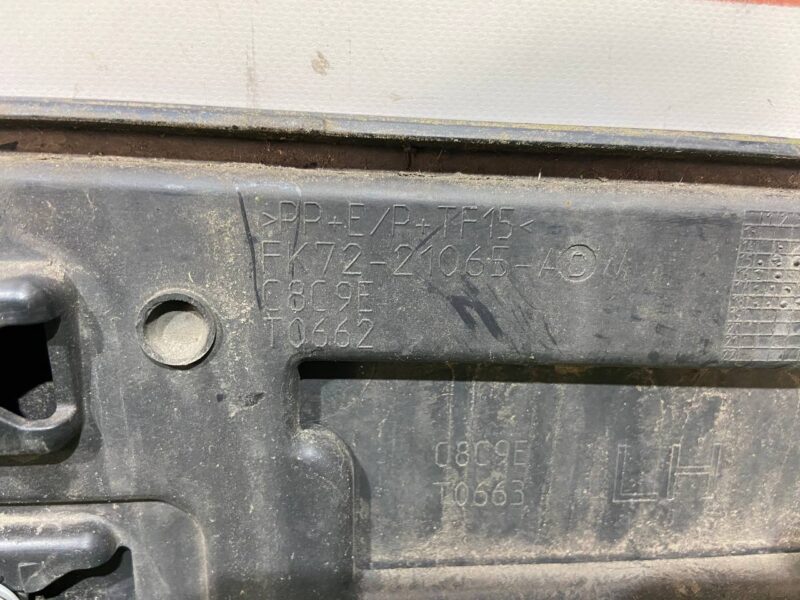 LR116797 Molding front left lower door Land Rover Discovery Sport L550 (2015-) Used - Image 14