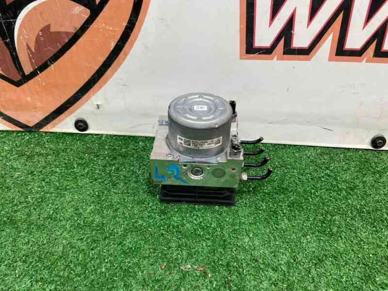 LR117212 ABS unit Land Rover Discovery Sport L550 (2015-) USED cost 230 € in stock 2 pcs.