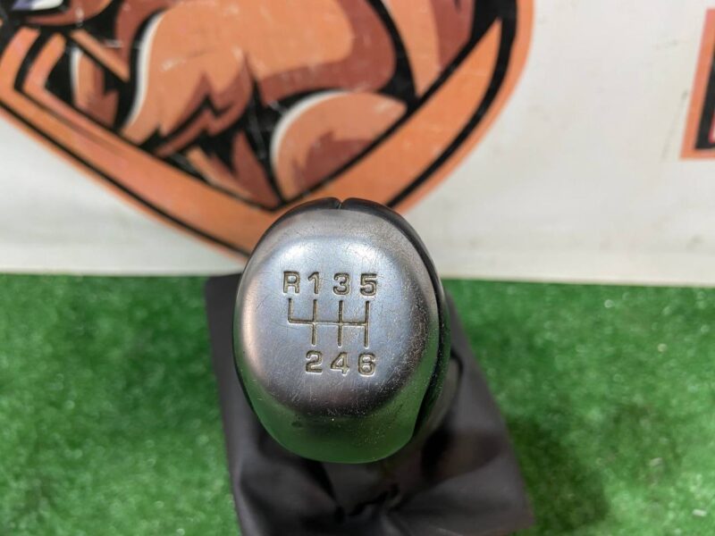 LR121818 6speed gearbox shift link Land Rover Discovery Sport L550 (2015-) Used cost 100 € in stock 1 pcs.