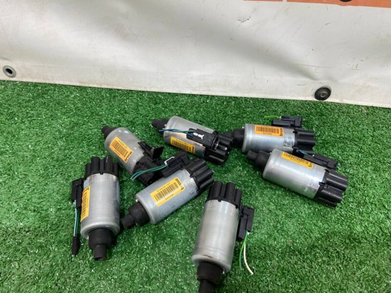 918529101 Seat adjustment motor Jaguar XE X760 (2015-) Used cost 100 € in stock 6 pcs.