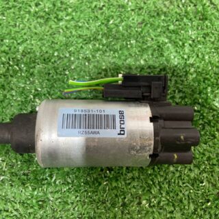 918531101 Seat adjustment motor Range Rover Sport L494 (2014-2022) Used cost  € in stock 18 pcs.