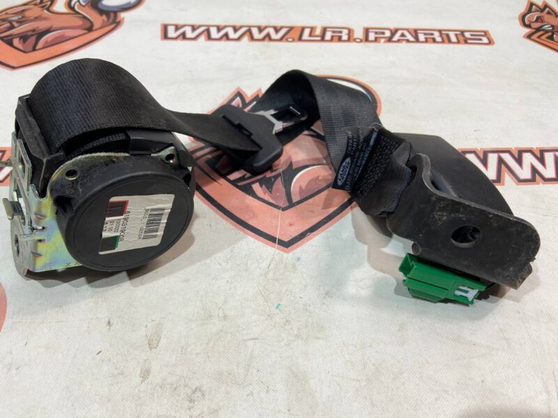 LR026461 Rear center seat belt Range Rover Evoque L538 (2012-2018) Used cost 85 € in stock 1 pcs.