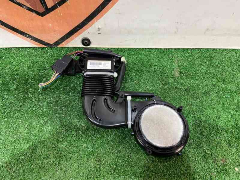 LR034450 Front back seat ventilation Range Rover Sport L494 (2014-2022) Used cost 150 € in stock 4 pcs.