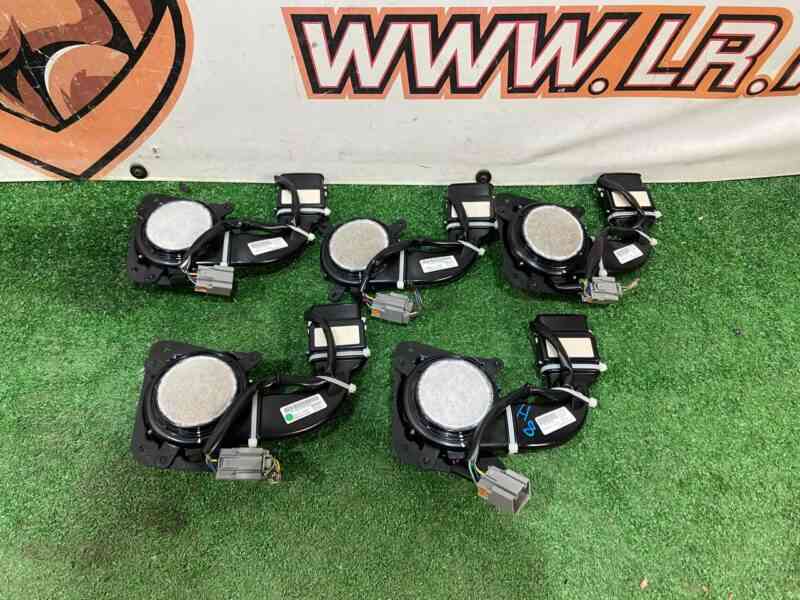 LR034452 Front right seat ventilation Range Rover L405 (2013-2021) Used cost 200 € in stock 5 pcs.
