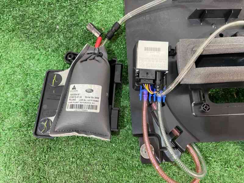LR034627 Rear seat lumbar support for Range Rover L405 (2013-2021) used cost 100 € in stock 7 pcs.
