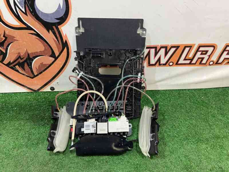 LR066192 Front seat massager Range Rover L405 (2013-2021) Used cost 250 € in stock 2 pcs.