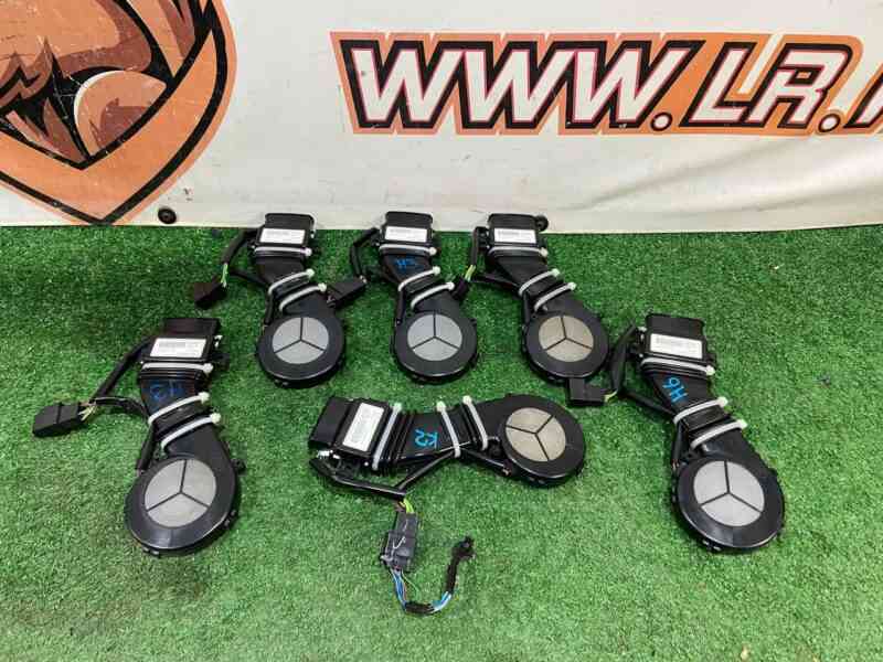 LR080802 Front seat cushion air duct Land Rover Discovery 5 L462 (2017-) USED cost 200 € in stock 14 pcs.