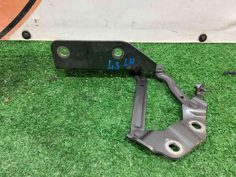LR075406 Left hood hinge Land Rover Discovery Sport L550 (2015-) Used - Image 12