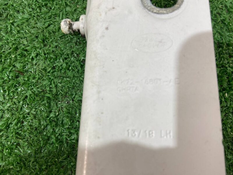 LR075406 Left hood hinge Land Rover Discovery Sport L550 (2015-) Used - Image 16