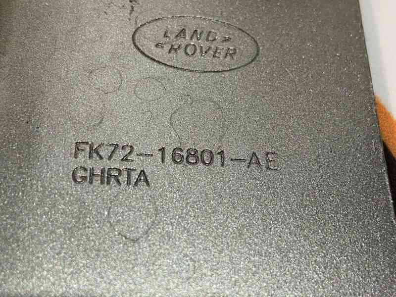LR075406 Left hood hinge Land Rover Discovery Sport L550 (2015-) Used cost 40 € in stock 6 pcs.