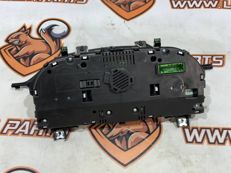 LR084165 Instrument panel Land Rover Discovery Sport L550 (2015-) used cost 50 € in stock 1 pcs.