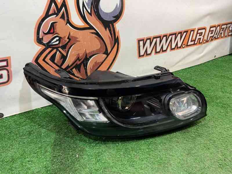 LR087280 Right bi-xenon headlight Range Rover Sport L494 (2014-2022) Used cost 600 € in stock 1 pcs.