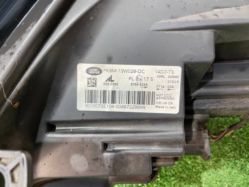 LR087280 Right bi-xenon headlight Range Rover Sport L494 (2014-2022) Used cost 600 € in stock 1 pcs.