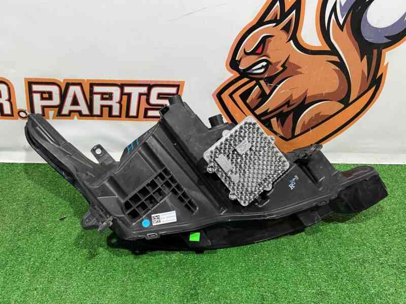 LR100641 Headlight left restyling LED Matrix 2018- Range Rover Sport L494 (2014-2022) Used cost 1 400 € in stock 4 pcs.