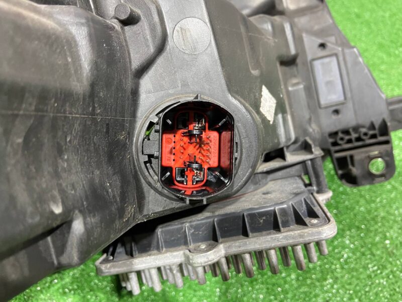 LR100641 Headlight left restyling LED Matrix 2018- Range Rover Sport L494 (2014-2022) Used cost 1 400 € in stock 4 pcs.