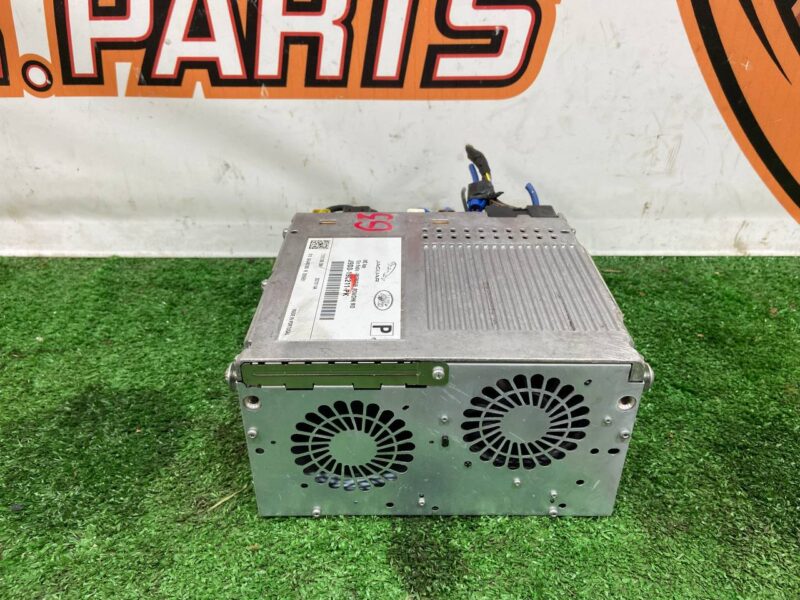 LR110522 Radio entertainment system Range Rover Sport L494 (2014-2022) Used - Image 13