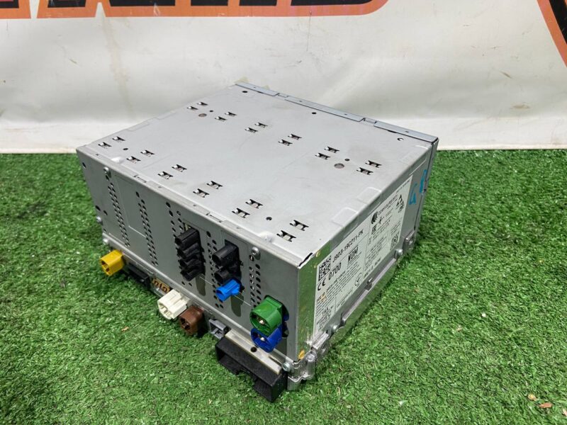 LR110522 Radio entertainment system Range Rover Sport L494 (2014-2022) Used - Image 19