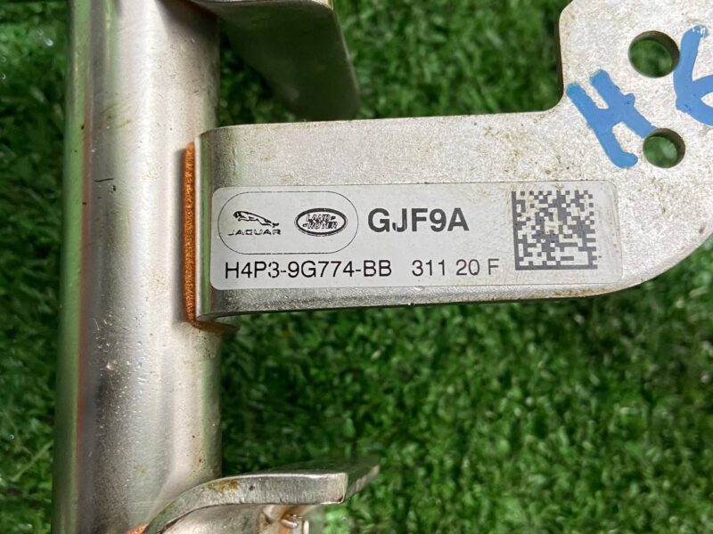 LR113298 Fuel rail 2.0IE Land Rover Discovery Sport L550 (2015-) Used cost 250 € in stock 2 pcs.
