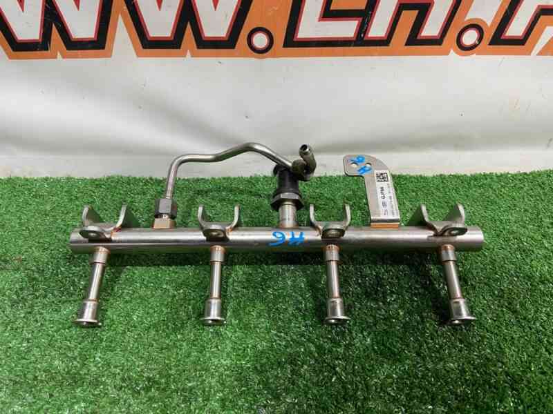 LR113298 Fuel rail 2.0IE Land Rover Discovery Sport L550 (2015-) Used cost 250 € in stock 2 pcs.