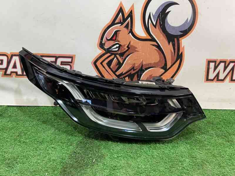 LR118865 Right LED headlight Land Rover Discovery 5 L462 (2017-) Used - Image 19
