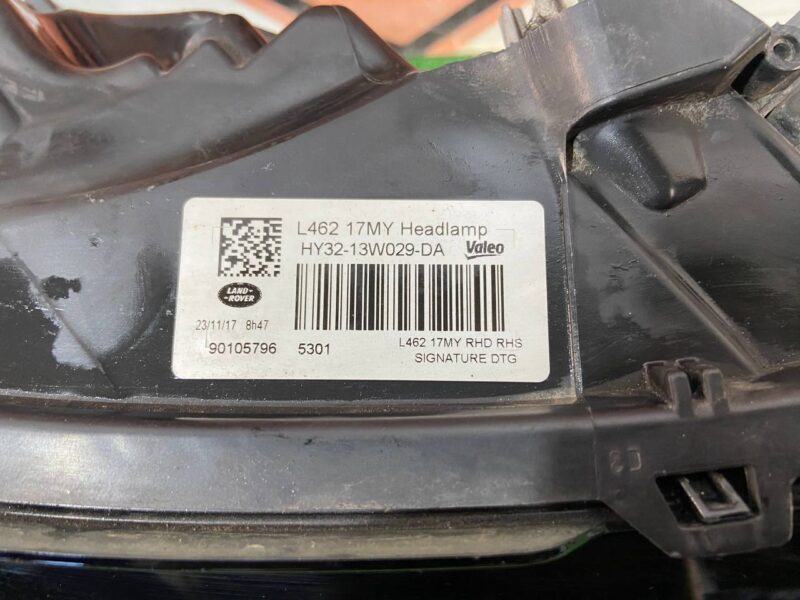 LR118865 Right LED headlight Land Rover Discovery 5 L462 (2017-) Used - Image 24