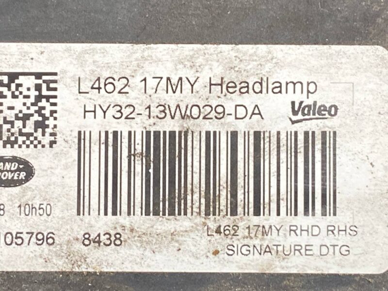 LR118865 Right LED headlight Land Rover Discovery 5 L462 (2017-) Used cost 1 000 € in stock 1 pcs.