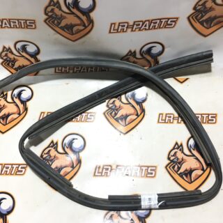 LR039085 Hood seal Range Rover Sport L494 (2014-2022) Used cost 20 € in stock 1 pcs.