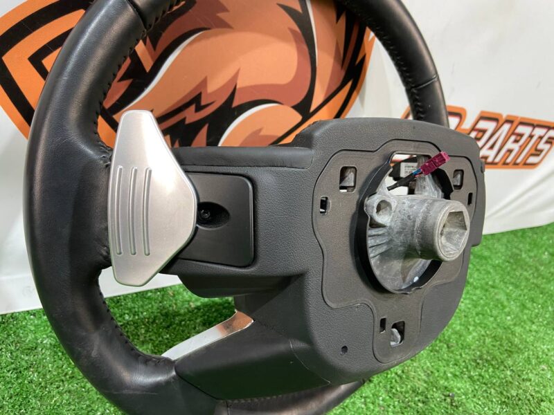 LR035880 Steering wheel under AIR BAG with heating Range Rover L405 (2013-2021) USED cost 200 € in stock 2 pcs.
