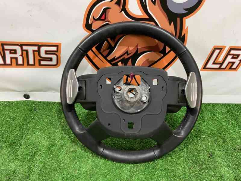 LR035880 Steering wheel under AIR BAG with heating Range Rover L405 (2013-2021) USED cost 200 € in stock 2 pcs.