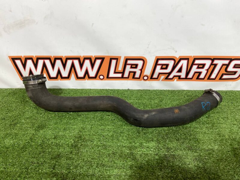 LR036477 Intercooler pipe, rubber, upper left Range Rover Sport L494 (2014-2022) Used cost 25 € in stock 4 pcs.