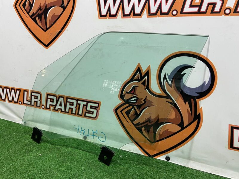 LR043947 Front left door glass Range Rover Sport L494 (2014-2022) Used cost 150 € in stock 5 pcs.