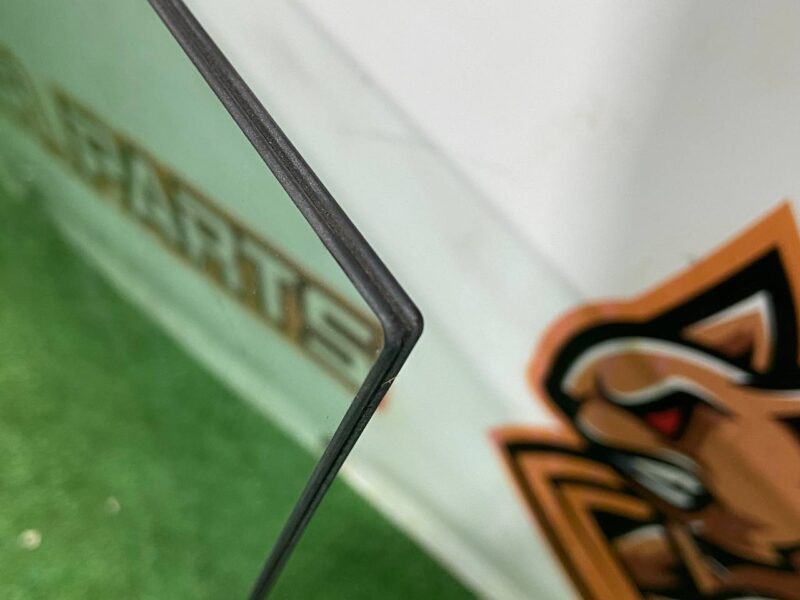 LR043947 Front left door glass Range Rover Sport L494 (2014-2022) Used cost 150 € in stock 5 pcs.