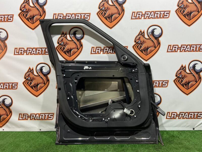 LR044227 Front left door Range Rover Sport L494 (2014-2022) Used cost 500 € in stock 1 pcs.