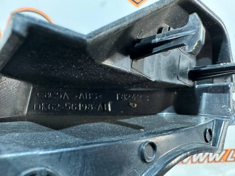 LR045221 Insulator of the front outer lining of the rack left RANGE ROVER SPORT (L494) 2013- Used - Image 15