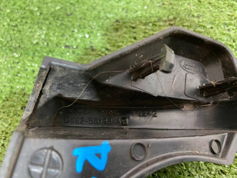 LR045221 Insulator of the front outer lining of the rack left RANGE ROVER SPORT (L494) 2013- Used - Image 18