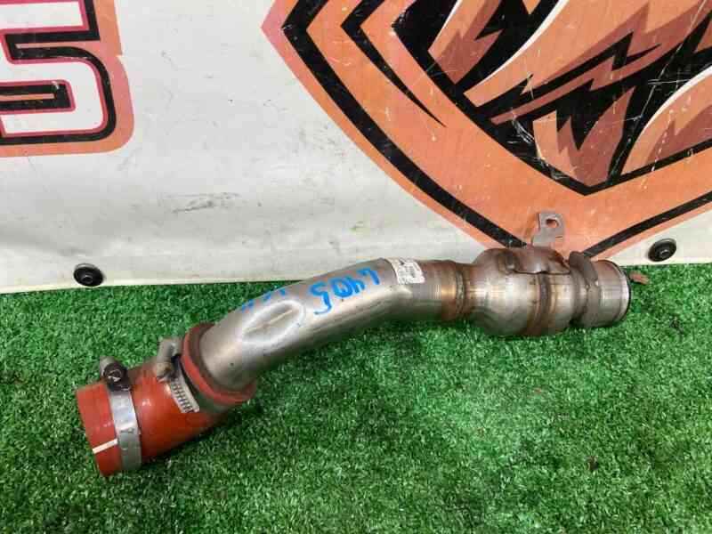 LR056348 Right exhaust pipe from turbocharger Range Rover L405 (2013-2021) Used cost 50 € in stock 1 pcs.