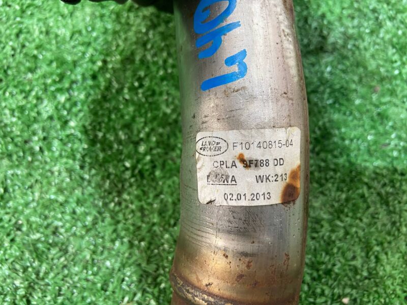 LR056348 Right exhaust pipe from turbocharger Range Rover L405 (2013-2021) Used cost 50 € in stock 1 pcs.