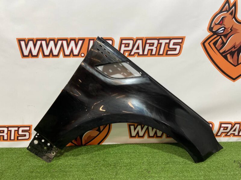 LR044231 Front right fender Range Rover Sport L494 (2014-2022) USED cost 177 € in stock 4 pcs.
