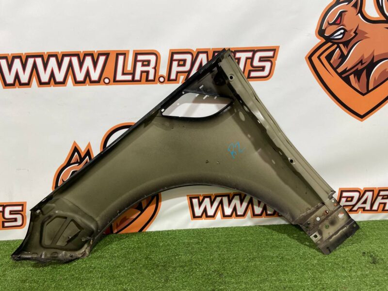 LR044231 Front right fender Range Rover Sport L494 (2014-2022) USED cost 177 € in stock 4 pcs.