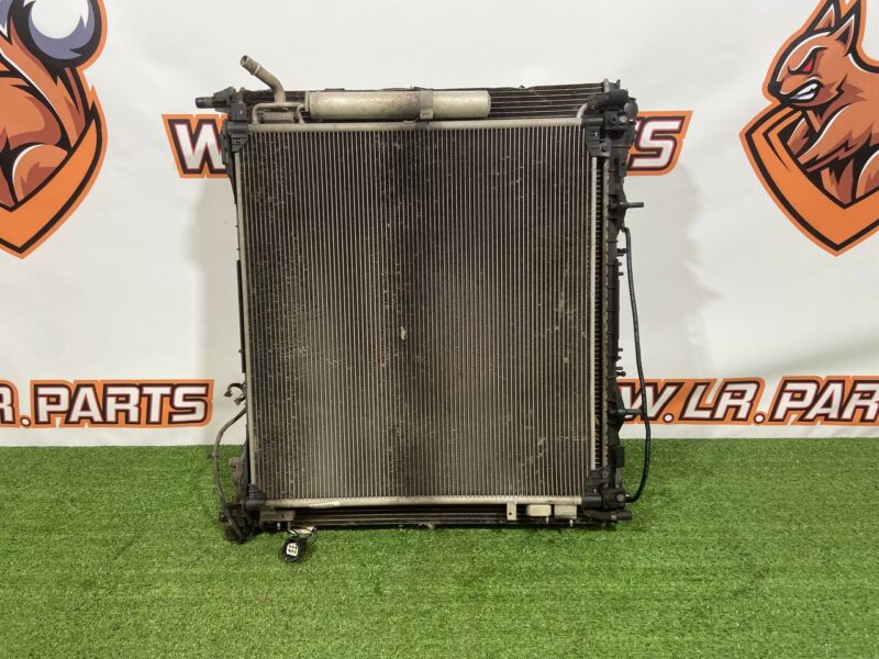 LR062425KIT Radiator cassette Land Rover Discovery 5 L462 (2017-) Used cost 650 € in stock 4 pcs.