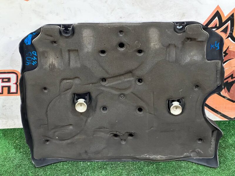LR062495 Engine Cover Range Rover L405 (2013-2021) Used cost 100 € in stock 2 pcs.
