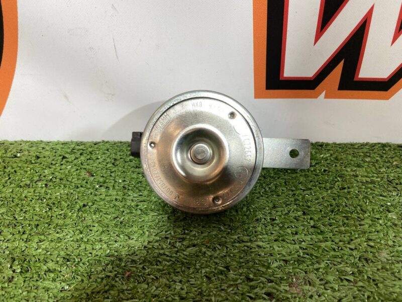 LR071707 Horn Range Rover Sport L494 (2014-2022) Used cost 15 € in stock 5 pcs.
