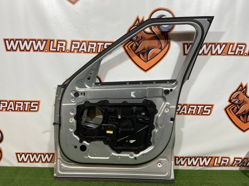 LR080195 Door front right Land Rover Discovery 5 Used - Image 20