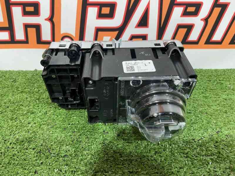 LR081361 Suspension control unit Land Rover Discovery 5 L462 (2017-) used cost 160 € in stock 1 pcs.