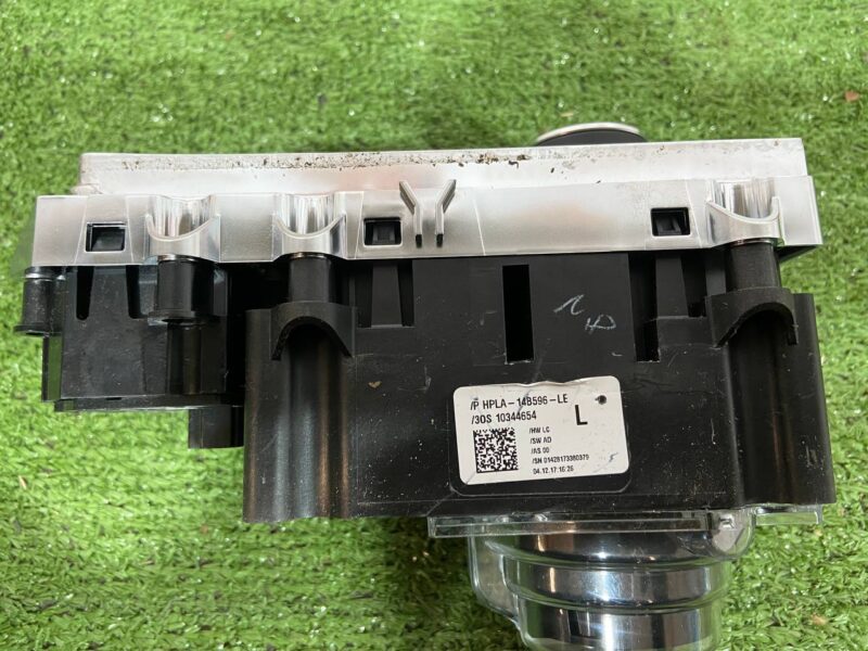 LR081361 Suspension control unit Land Rover Discovery 5 L462 (2017-) used cost 160 € in stock 1 pcs.