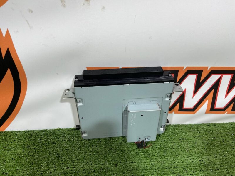 LR081462 CD player Land Rover Discovery 5 L462 (2017-) Used - Image 14