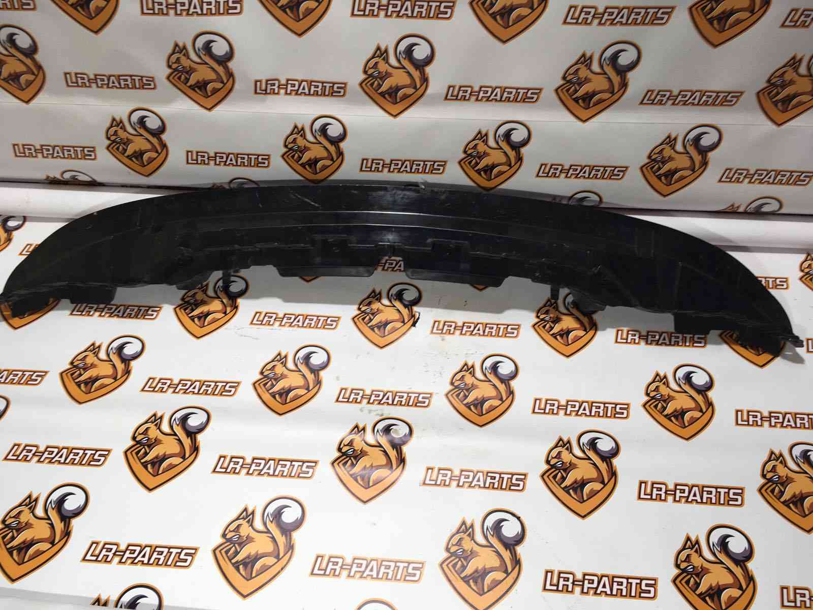 LR083117 Front bumper mounting bracket Land Rover Discovery 5 L462 (2017-) used - Image 25